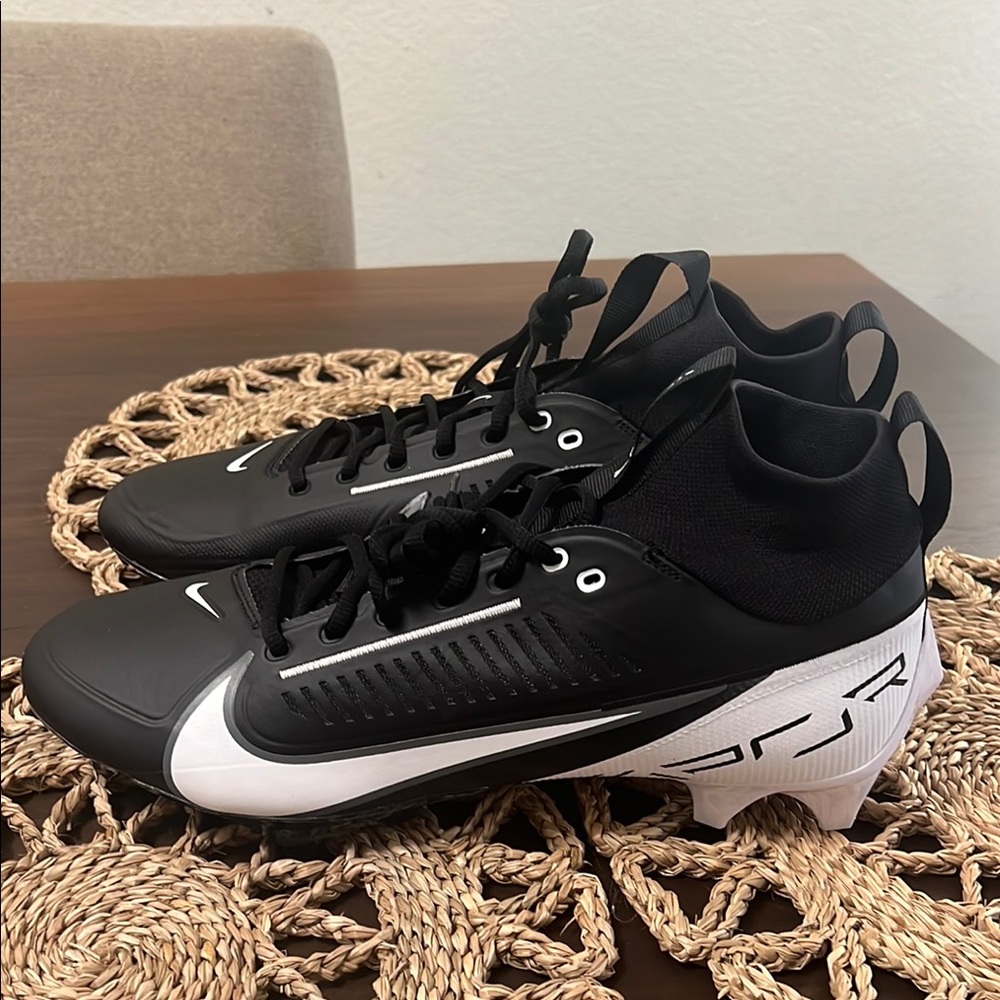 Nike Vapor Edge Pro 360 2 Football Cleats Black White DA5456-001 Men's Size 13